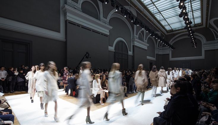 How to organise a fashion show in Paris